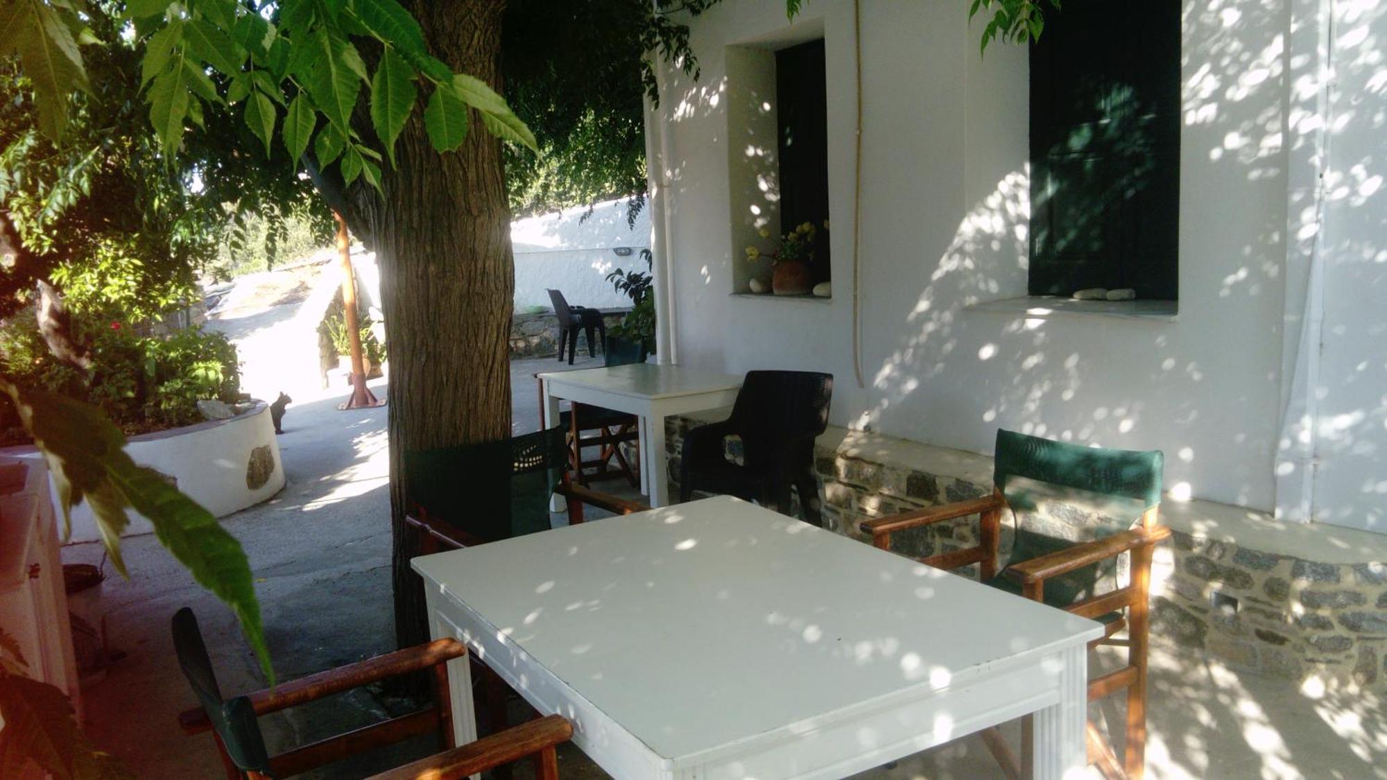 Apartment Zacharoula 2 *